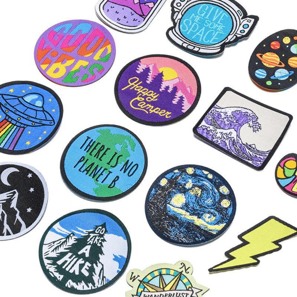Cartoon Landscape Space Woven  - Sewing Label 评论和价格