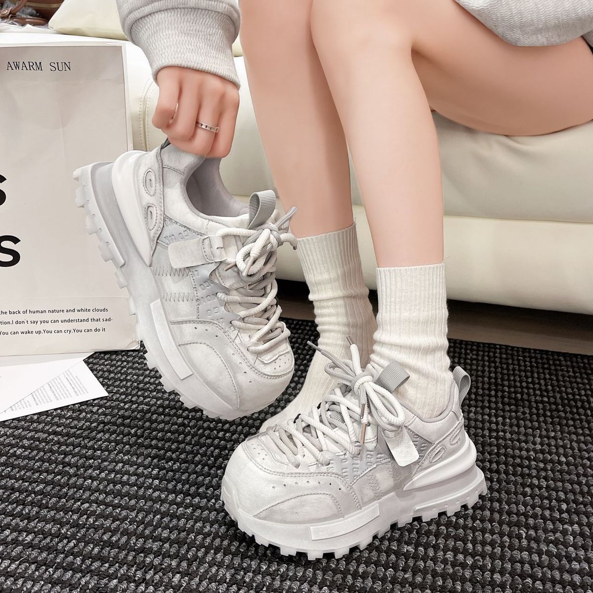 Autumn Vintage Chunky Sneakers - Sewing Latex 评论和价格